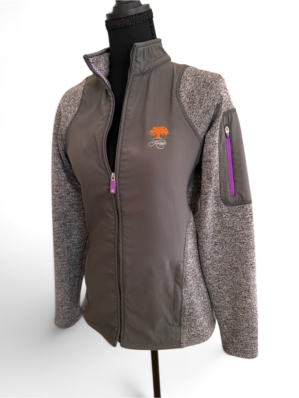 FootJoy/ Kiawah Island Logo Size Small Gray Hybrid Jacket with Purple Zipper.